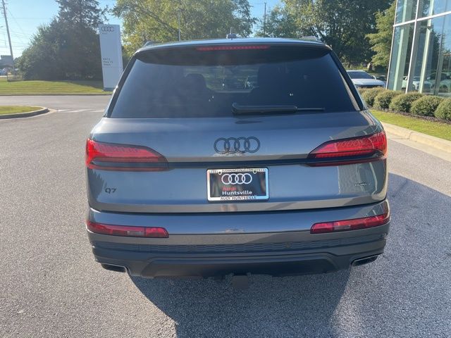 2026 Audi Q7 55 Premium photo 3