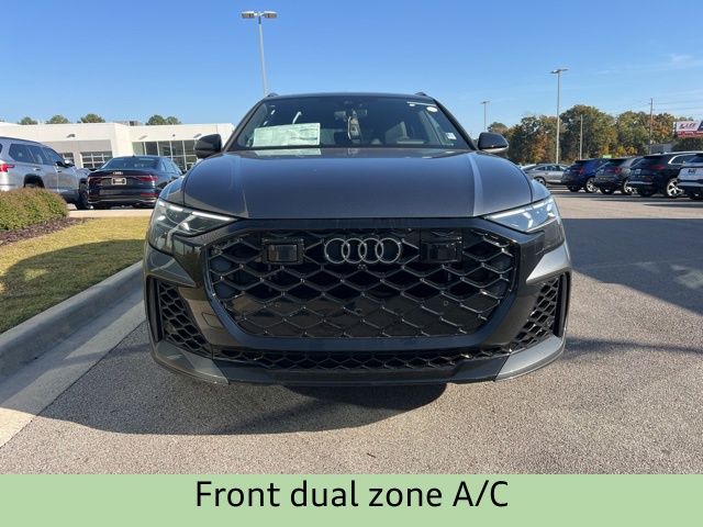 2026 Audi RS Q8 photo 3