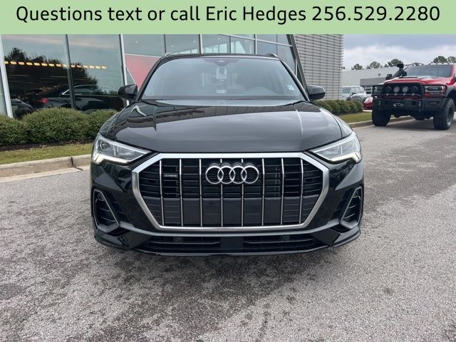 2025 Audi Q3 45 TFSI S line Premium photo 2