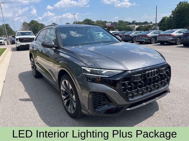 2025 Audi Q8 55 Premium Plus photo 3