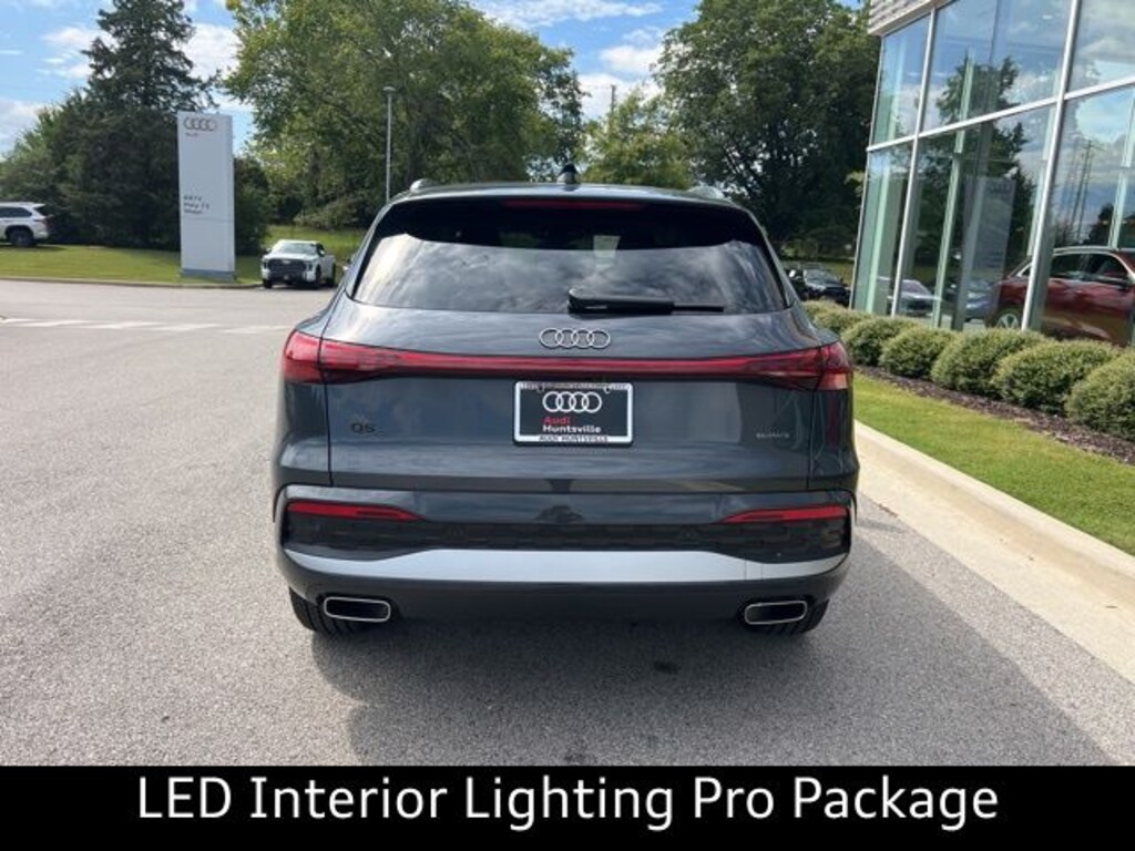 New 2025 Audi Q5 2.0T Premium SUV