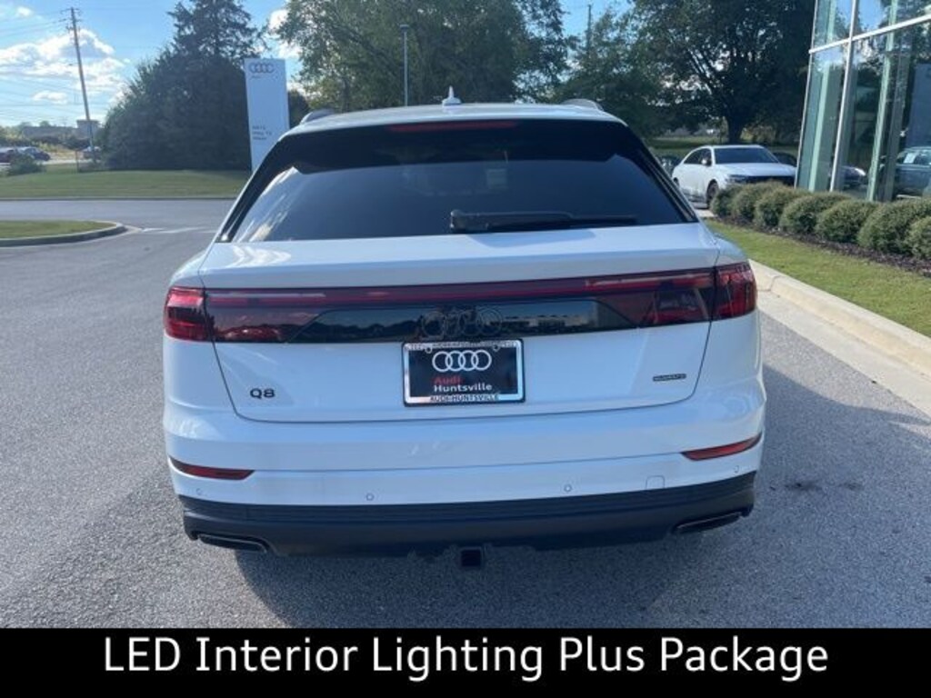 New 2025 Audi Q8 55 Premium SUV