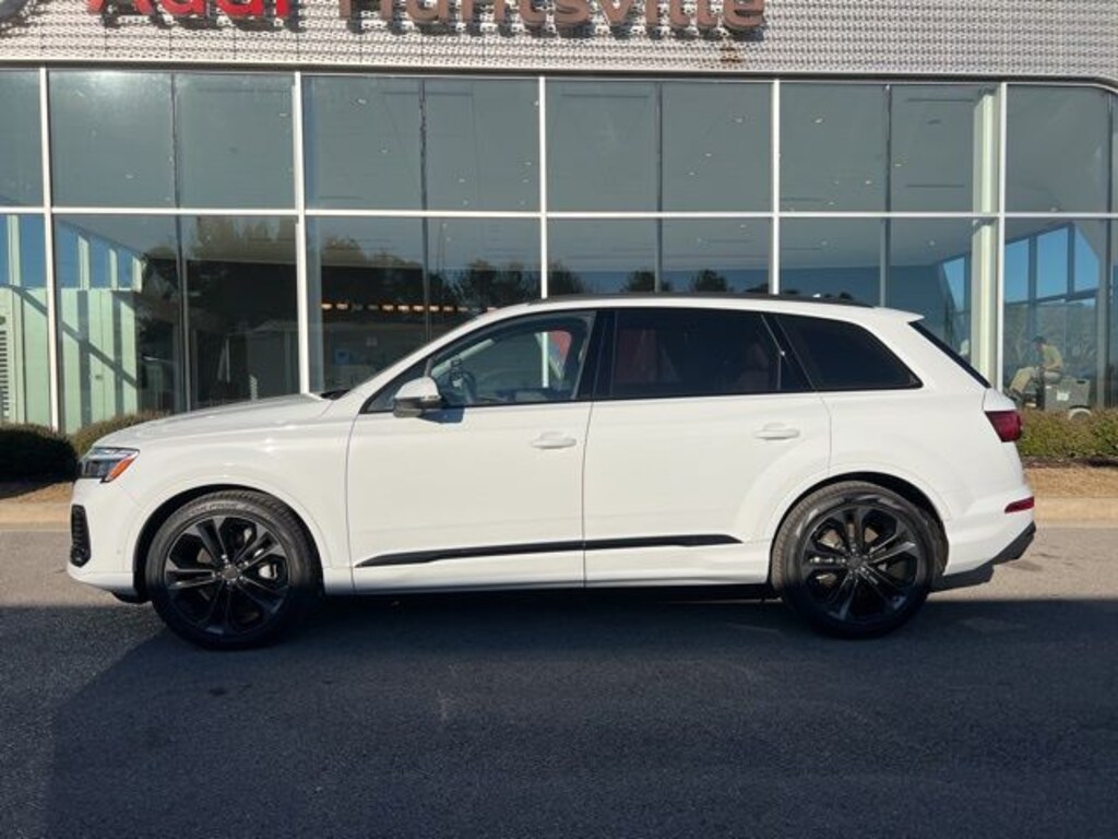 New 2026 Audi Q7 55 Premium SUV