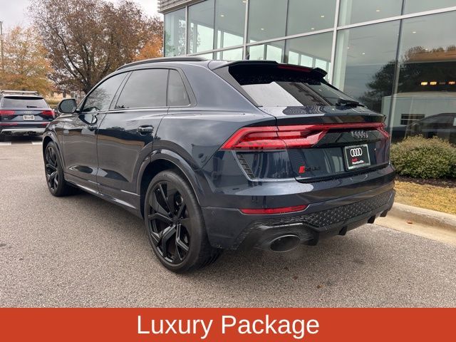 2024 Audi RS Q8 photo 4