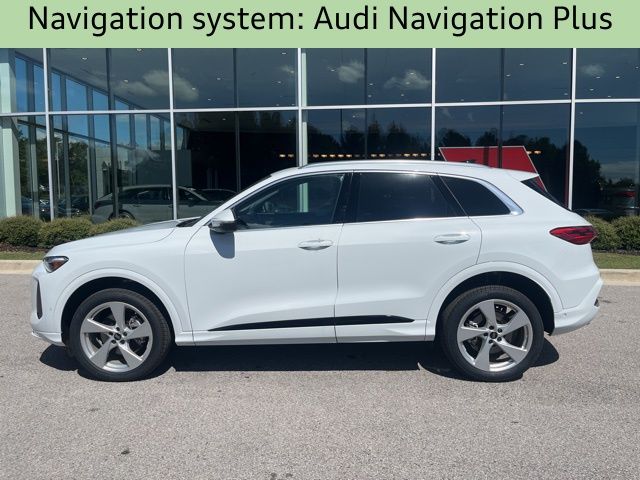2025 Audi Q5 2.0T Premium Plus photo 3