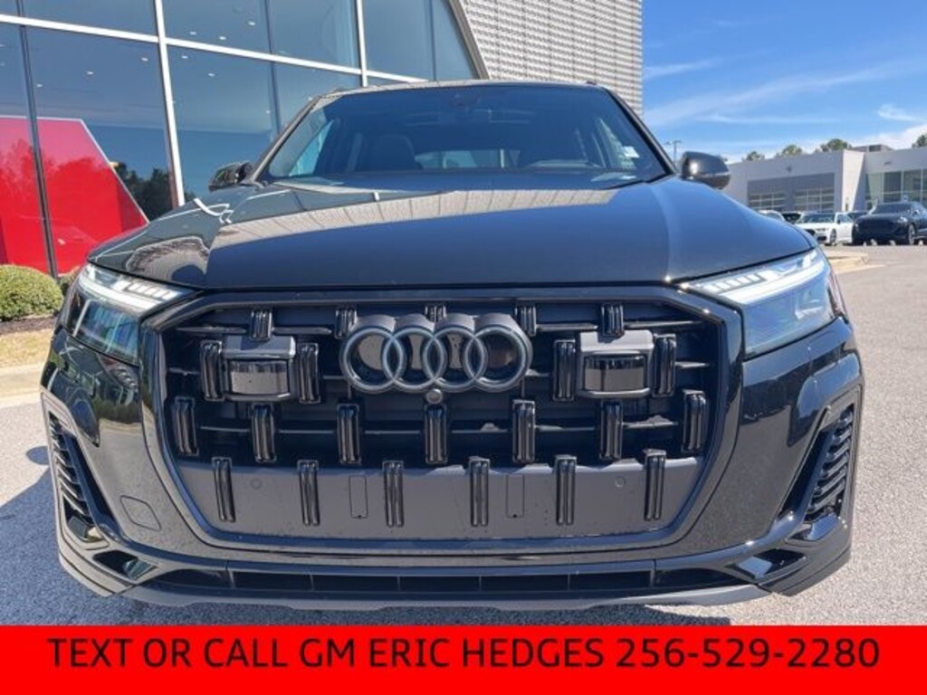New 2025 Audi Q7 55 Premium SUV