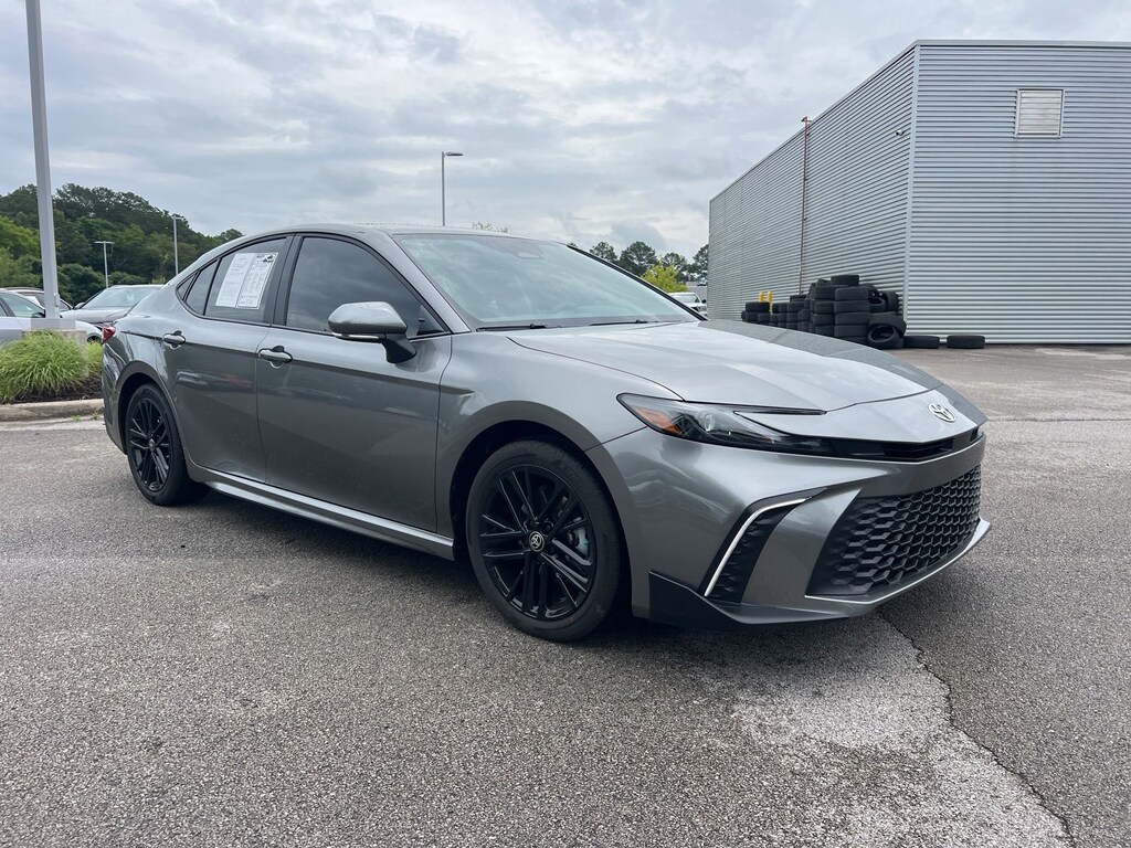 Used 2026 Toyota Camry SE Sedan