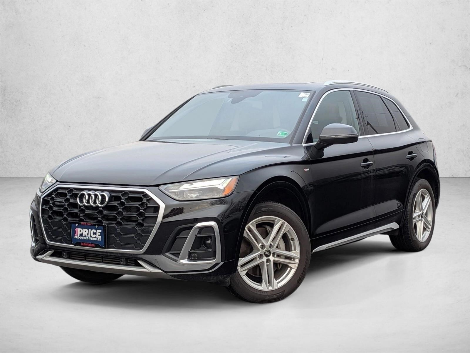 2022 Audi Q5 Premium's photo