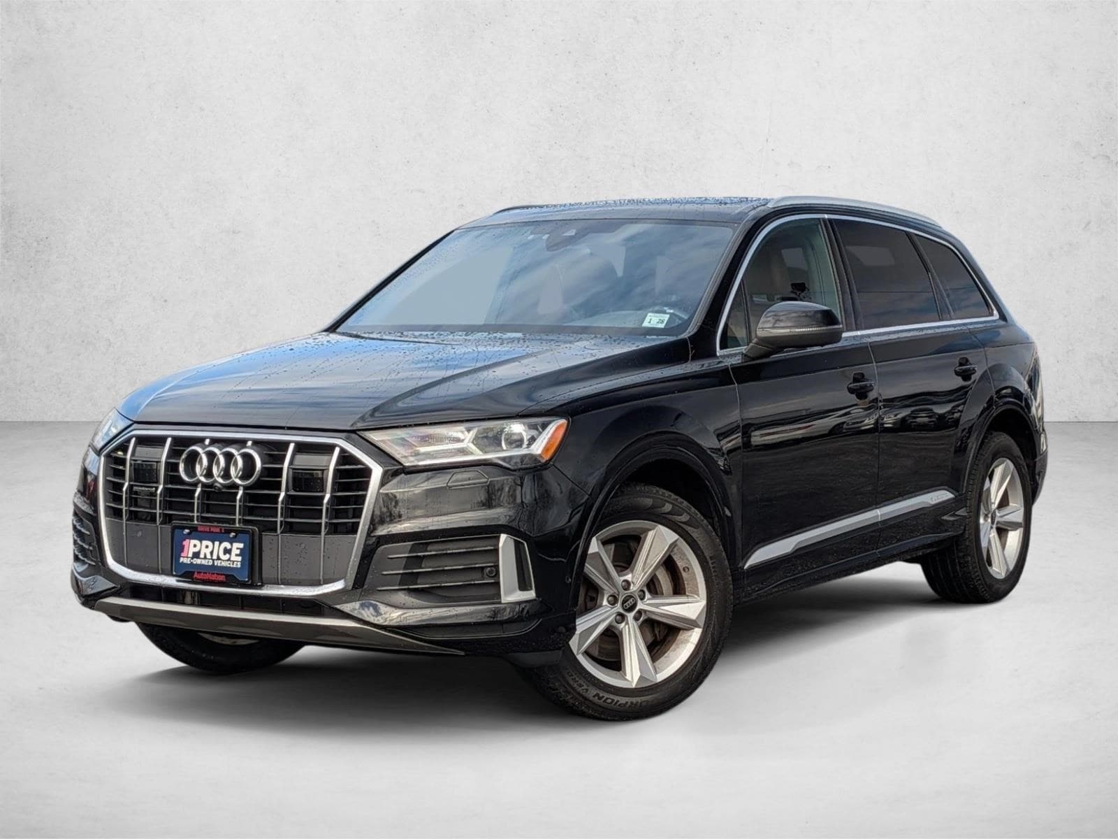 2023 Audi Q7 Premium's photo