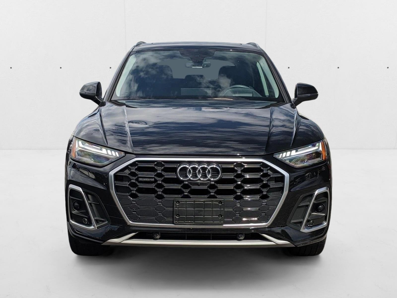 2023 Audi Q5 S line Prestige 45 TFSI Premium photo 2