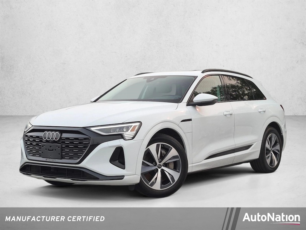 Certified 2024 Audi Q8 e-tron Premium SUV