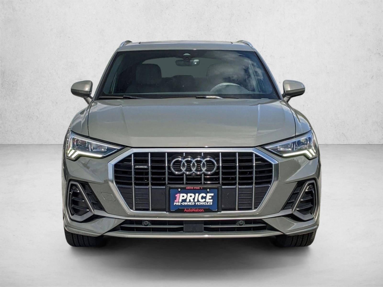 2020 Audi Q3 45 TFSI S line Premium photo 2