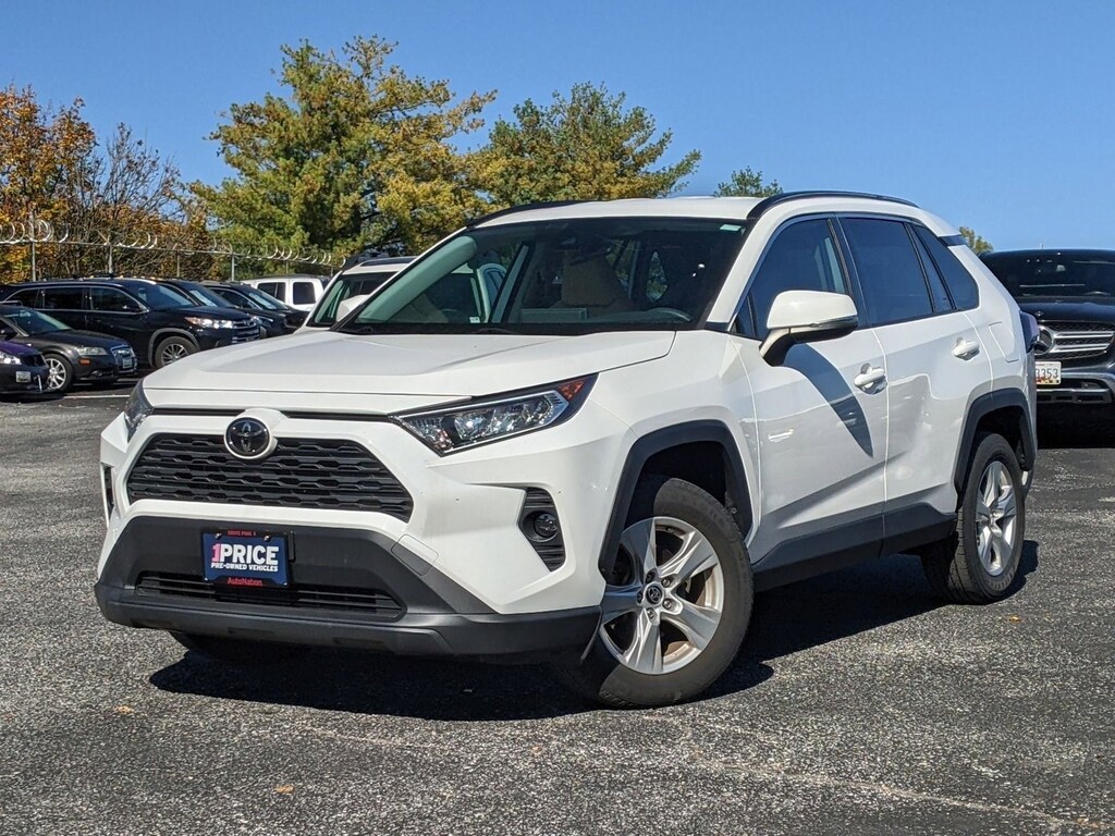 Used 2020 Toyota RAV4 XLE SUV
