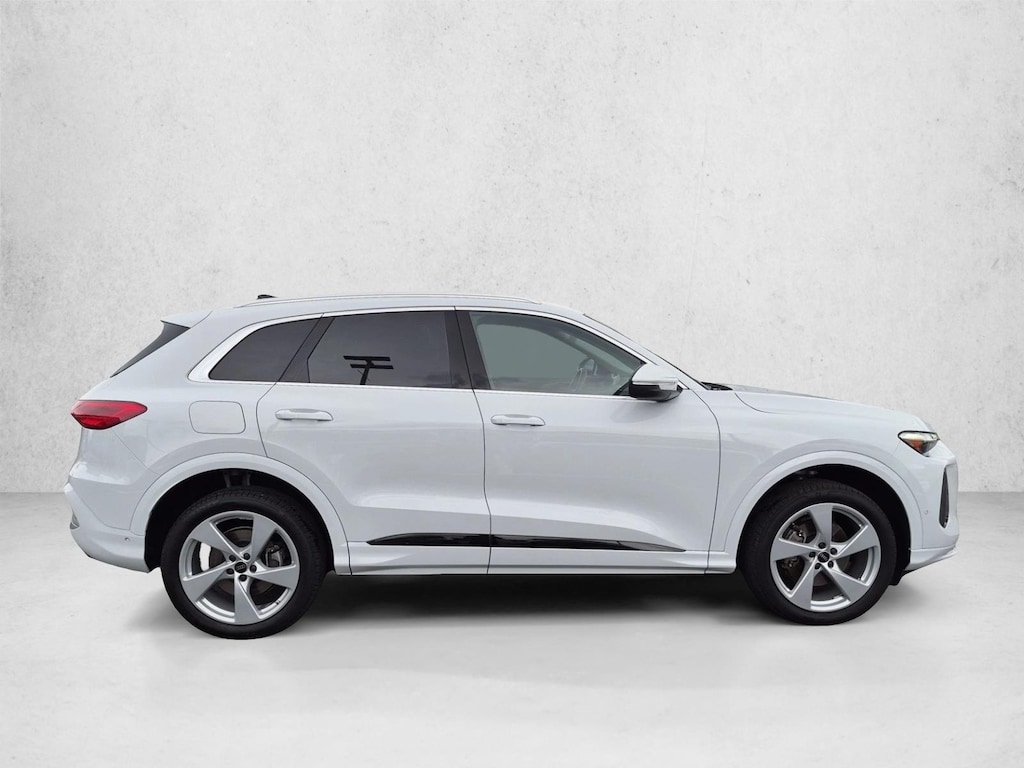 Certified 2025 Audi Q5 2.0T Premium Plus SUV