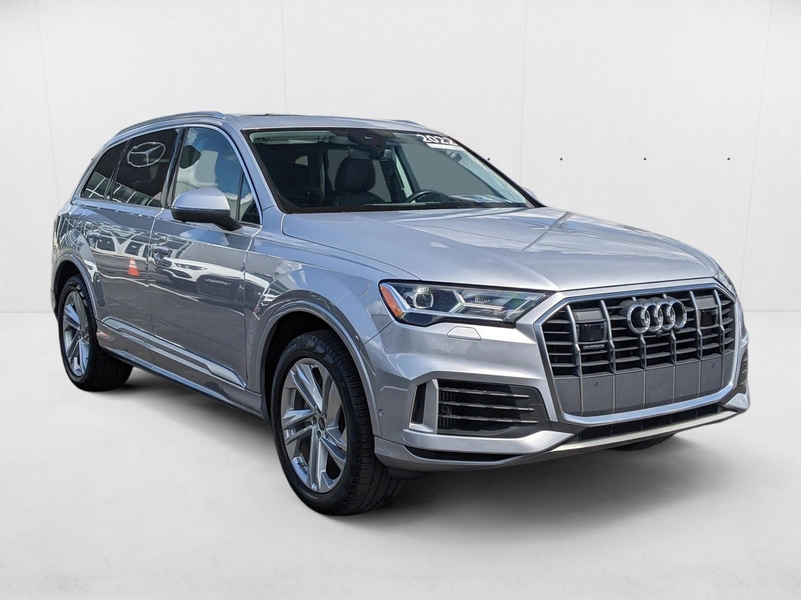 2022 Audi Q7 55 Premium photo 2