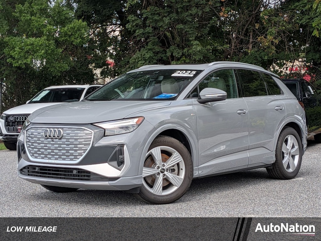Used 2025 Audi Q4 e-tron 55 Premium SUV