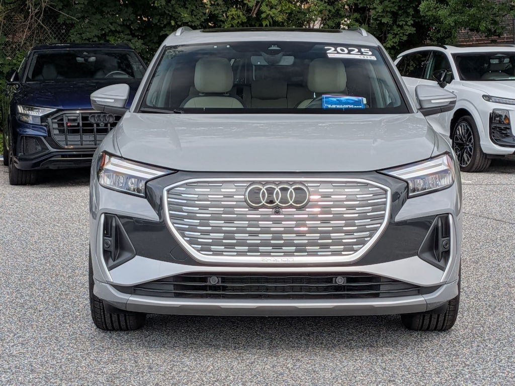 Used 2025 Audi Q4 e-tron 55 Premium SUV