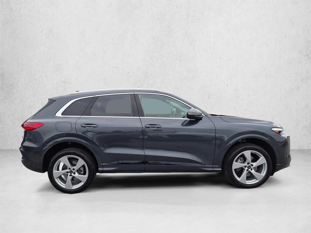 Certified 2025 Audi Q5 2.0T Premium Plus SUV