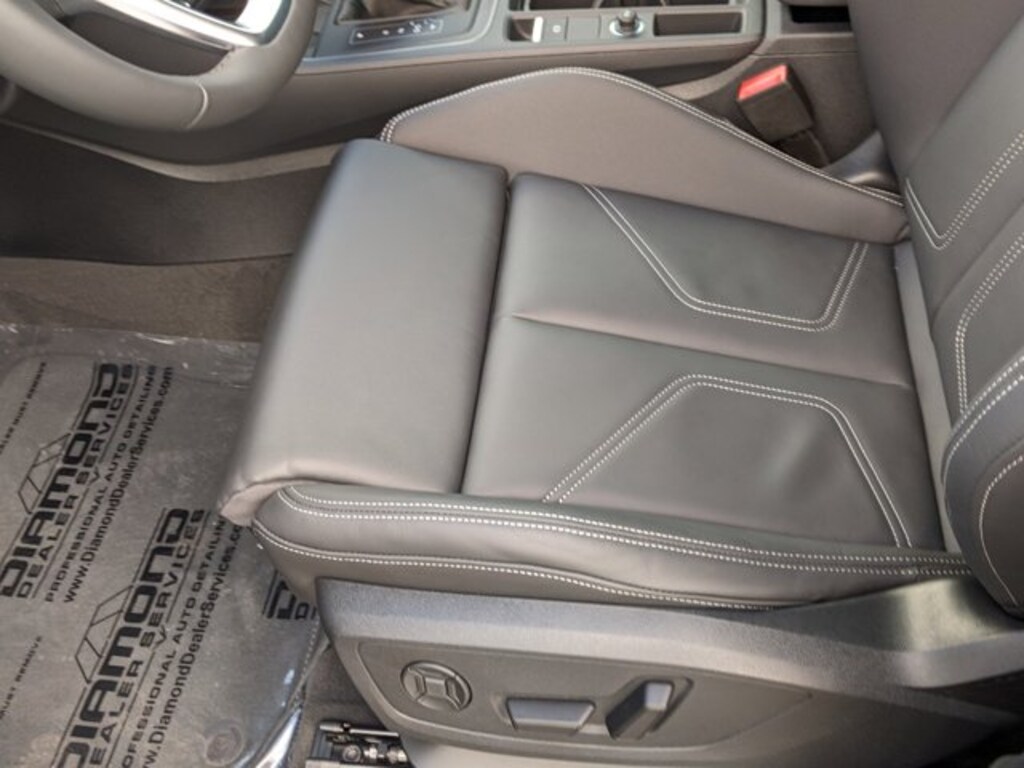 Used 2024 Audi Q3 45 S line Premium SUV