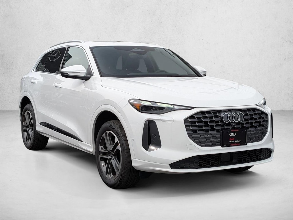 Used 2025 Audi Q5 2.0T Premium SUV