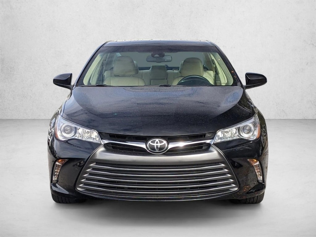 Used 2017 Toyota Camry XLE Sedan
