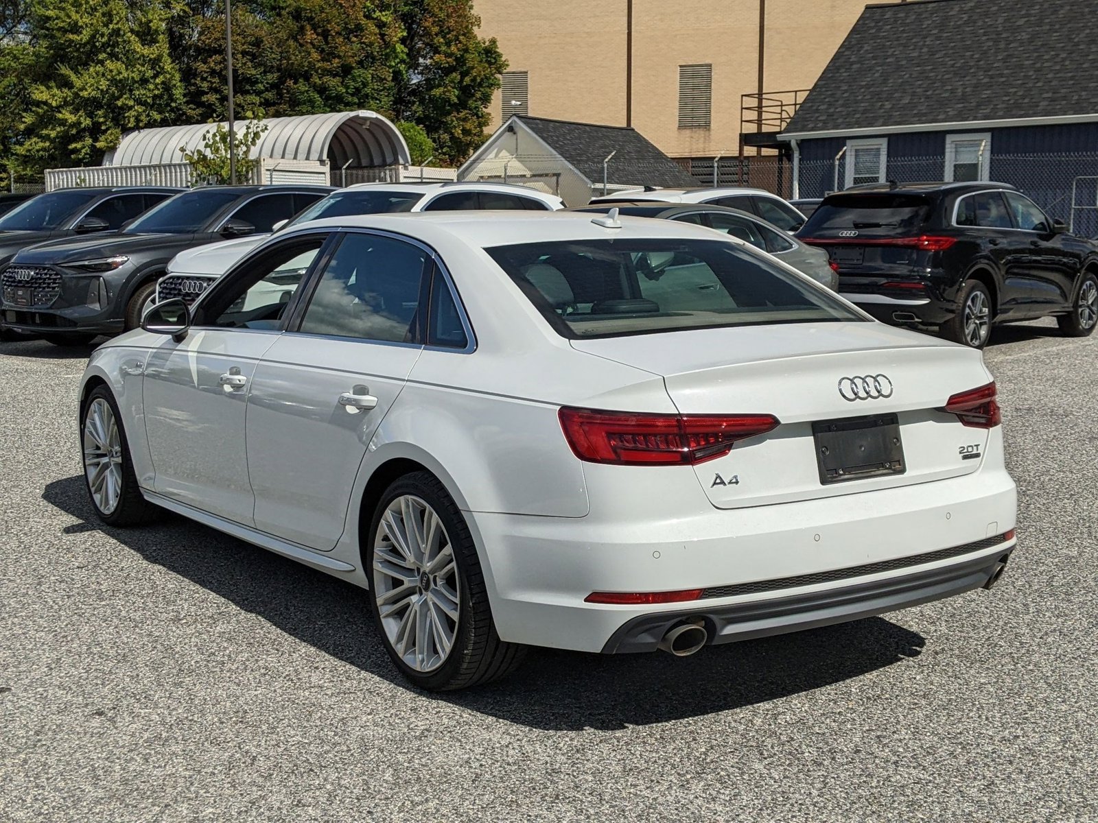 2017 Audi A4 TFSI Premium Plus Quattro photo 3