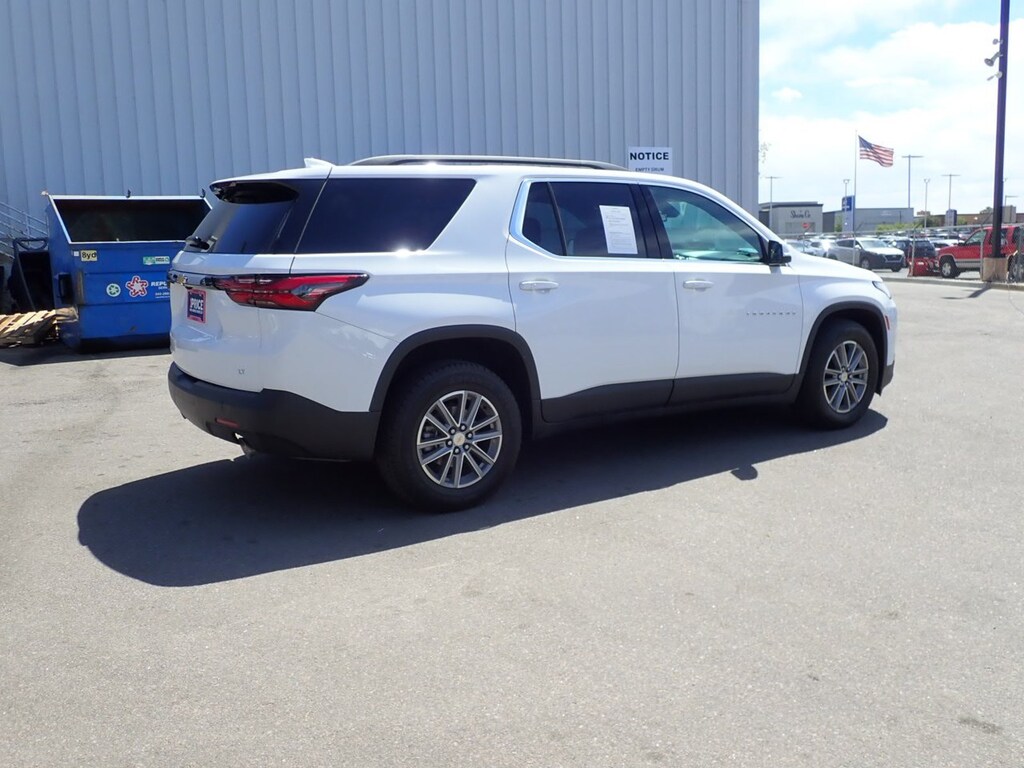 Used 2023 Chevrolet Traverse LT Cloth w/1LT SUV