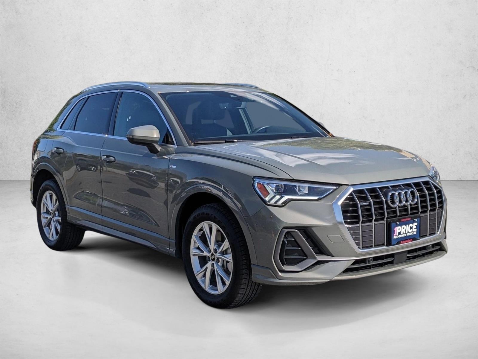 2024 Audi Q3 45 TFSI S line Premium photo 2
