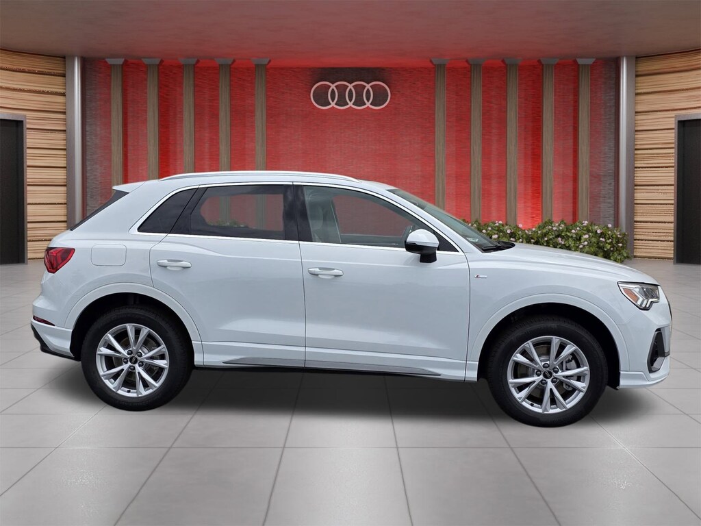 New 2025 Audi Q3 45 S line Premium Plus S line Premium Plus 45 TFSI quattro