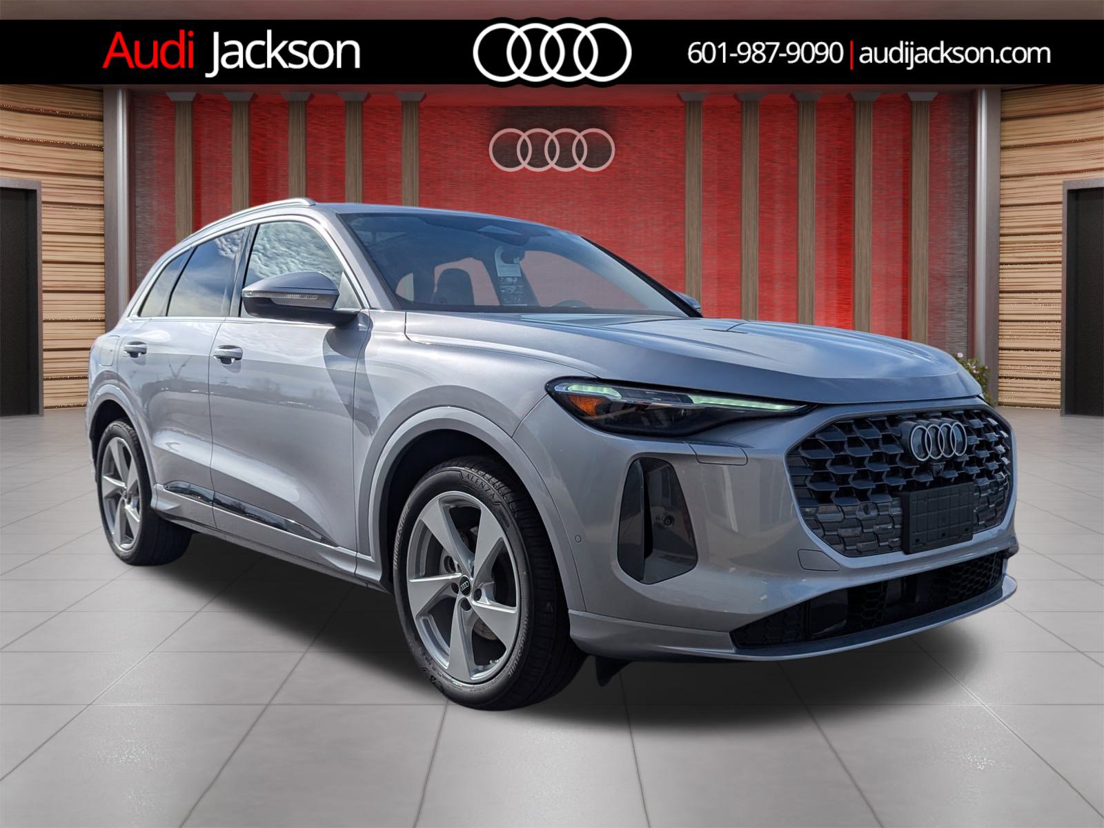 2025 Audi Q5 40 Prestige's photo