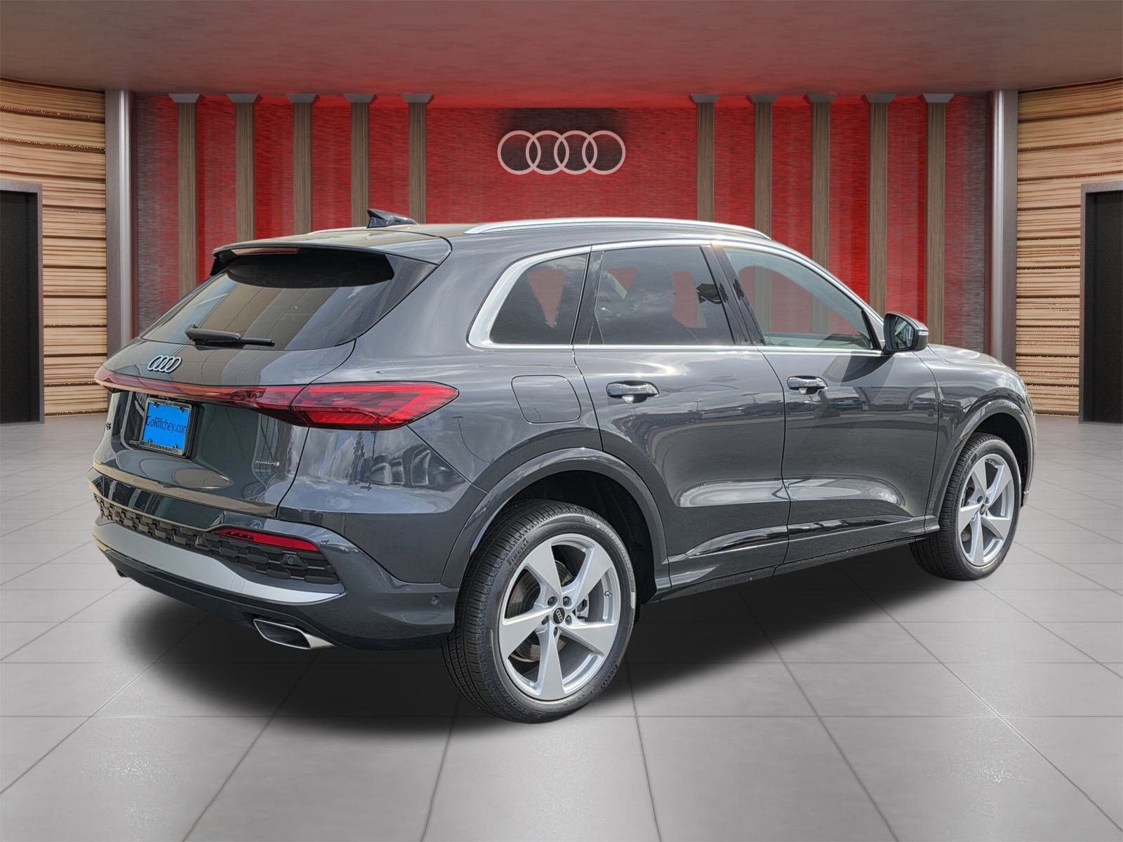 2025 Audi Q5 2.0T Premium Plus photo 4