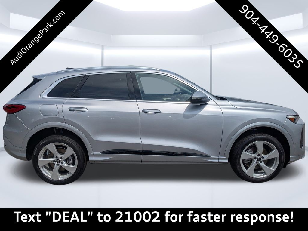2025 Audi Q5 2.0T Premium Plus photo 2