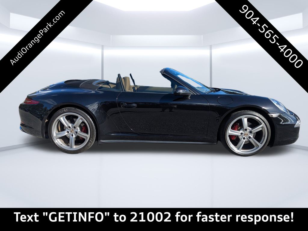 2013 Porsche 911 4 Cabriolet photo 2