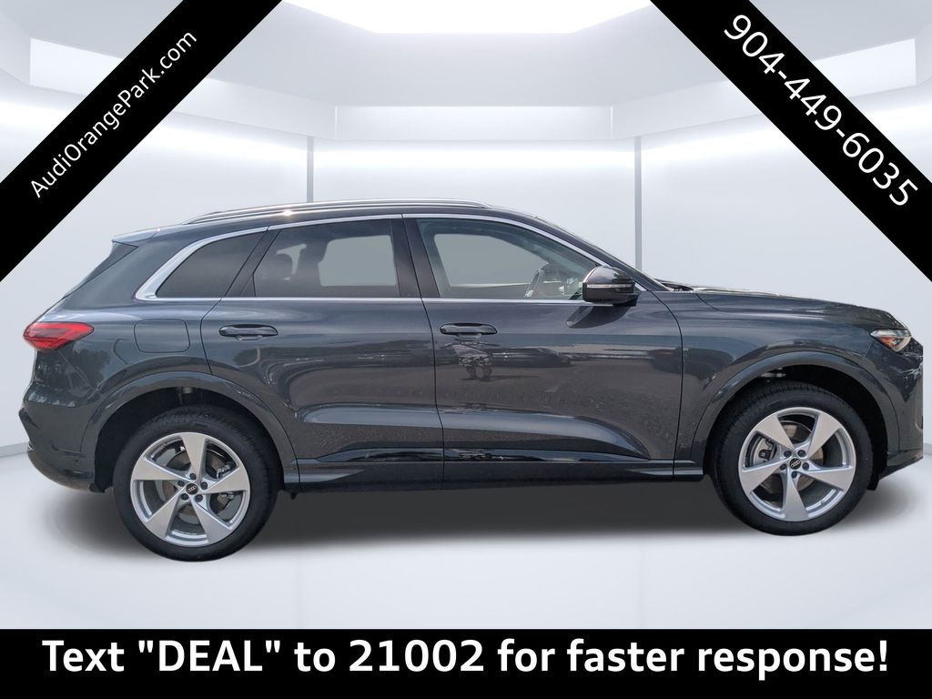 2025 Audi Q5 2.0T Premium Plus photo 2