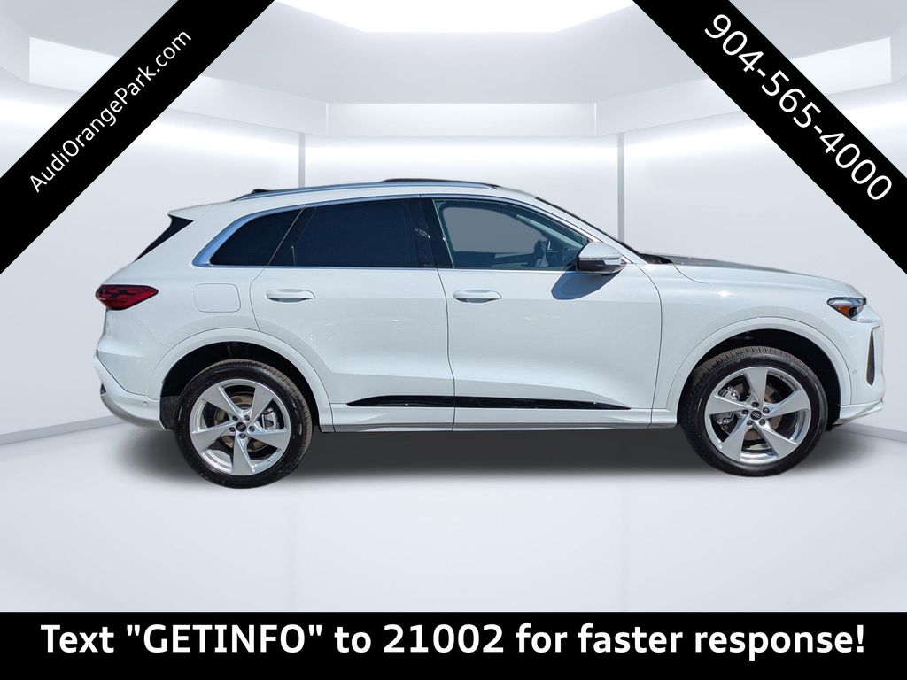 2025 Audi Q5 2.0T Premium Plus photo 2