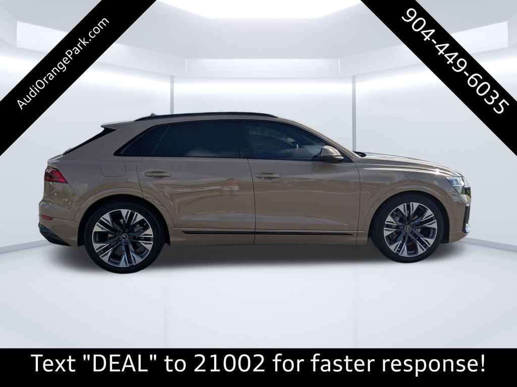 2024 Audi Q8 55 Prestige photo 2