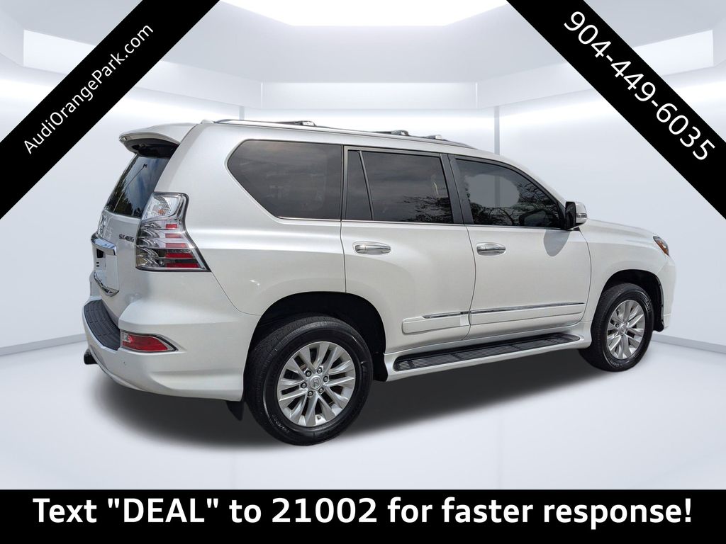 2017 Lexus GX 460 Premium photo 3