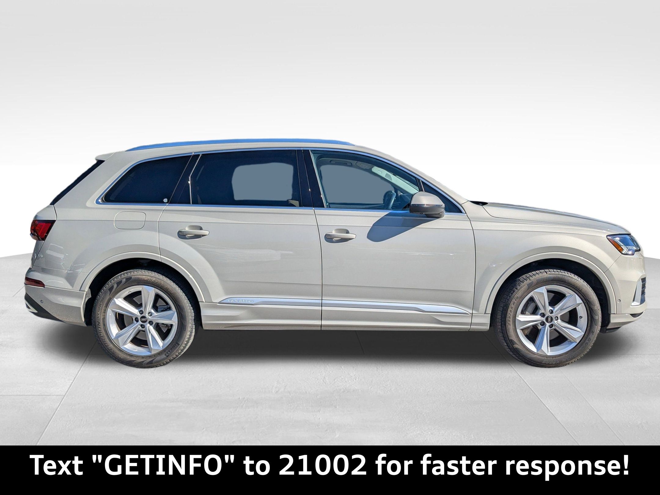 2024 Audi Q7 45 Premium Plus photo 2