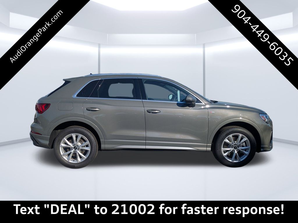 2025 Audi Q3 45 TFSI S line Premium Plus photo 2