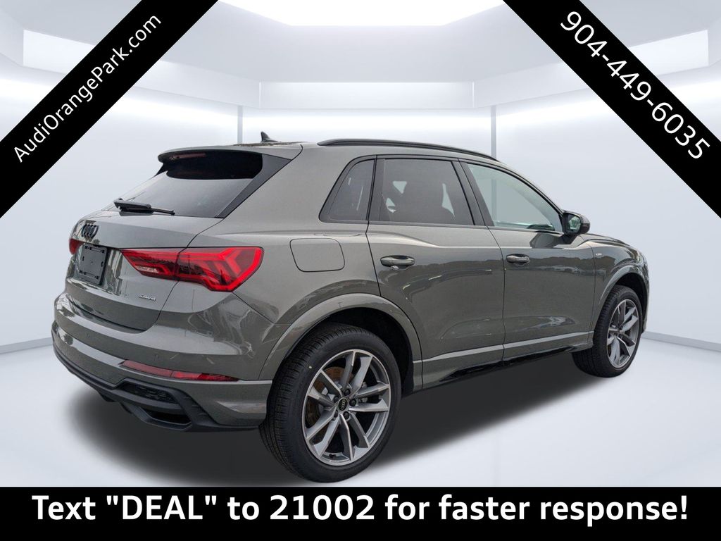 2025 Audi Q3 S line Premium photo 2