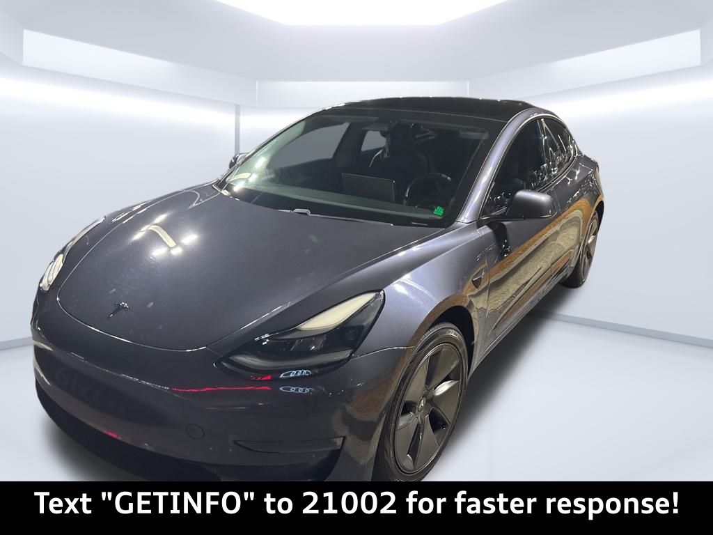 2021 Tesla Model 3 Standard Range Plus photo 3