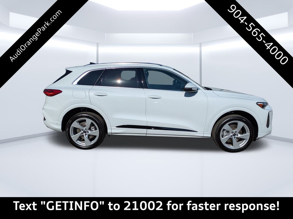 2025 Audi Q5 2.0T Premium Plus photo 2
