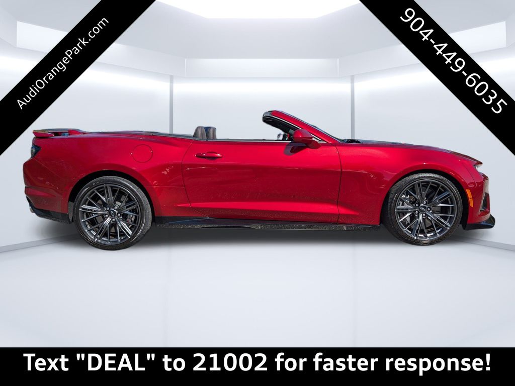 2024 Chevrolet Camaro ZL1 photo 2