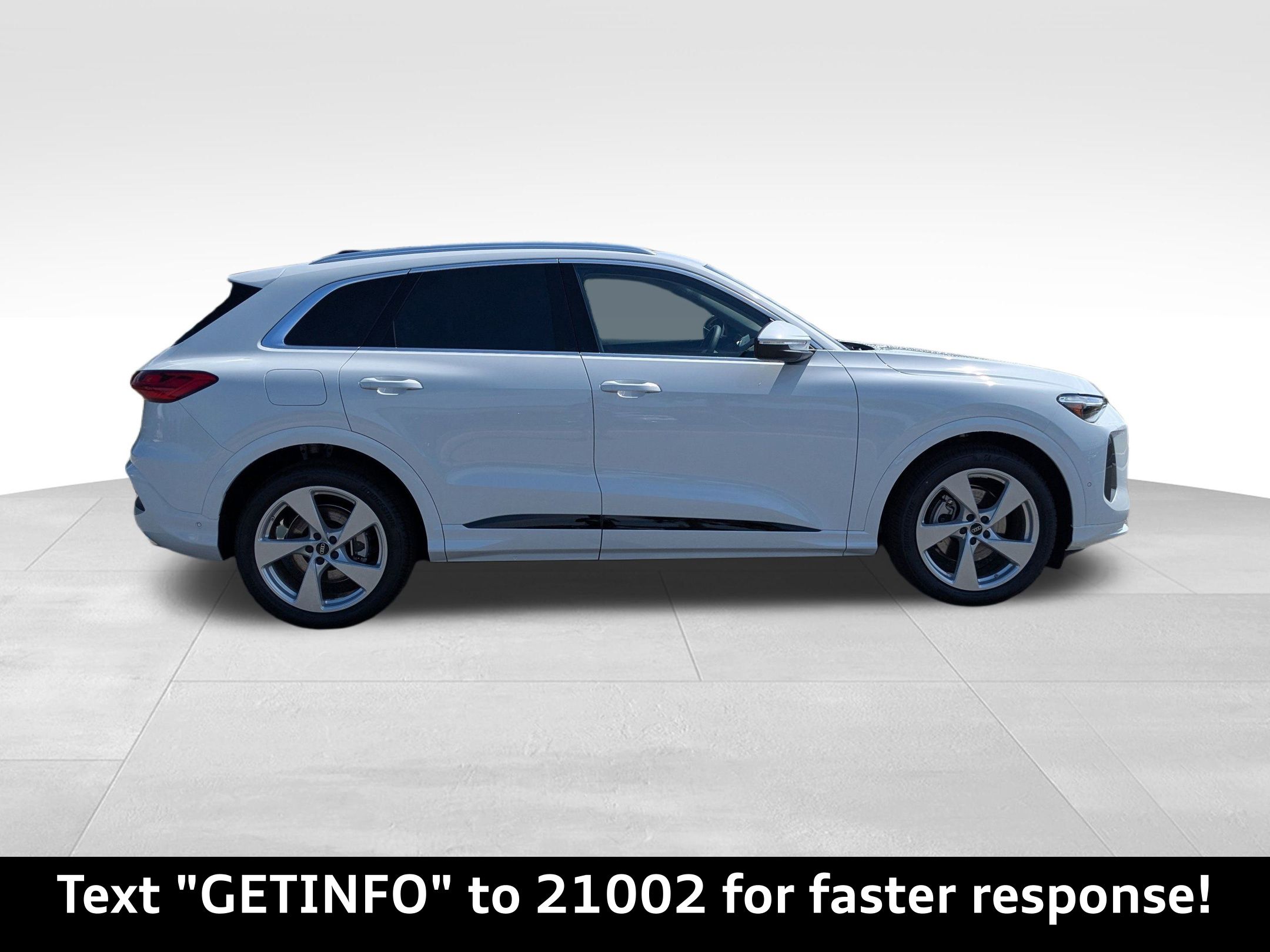 2025 Audi Q5 2.0T Prestige photo 2