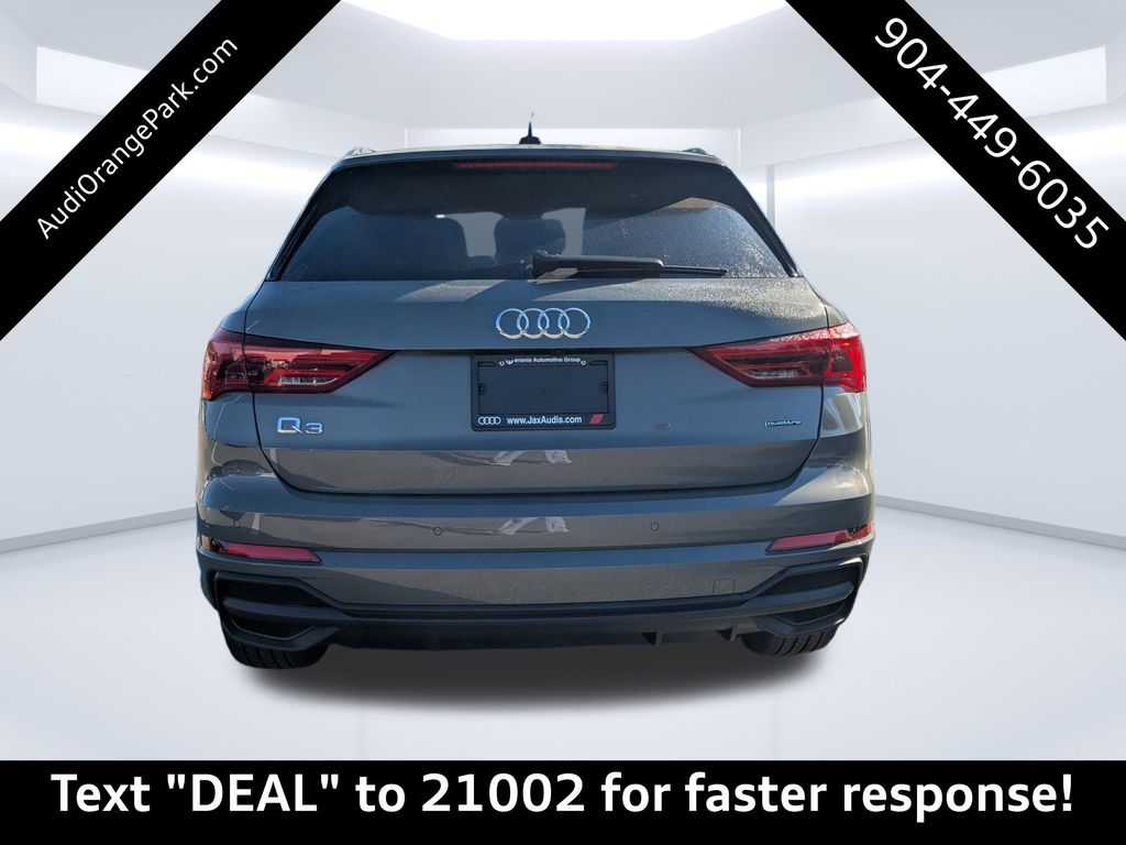 2025 Audi Q3 45 TFSI S line Premium Plus photo 4