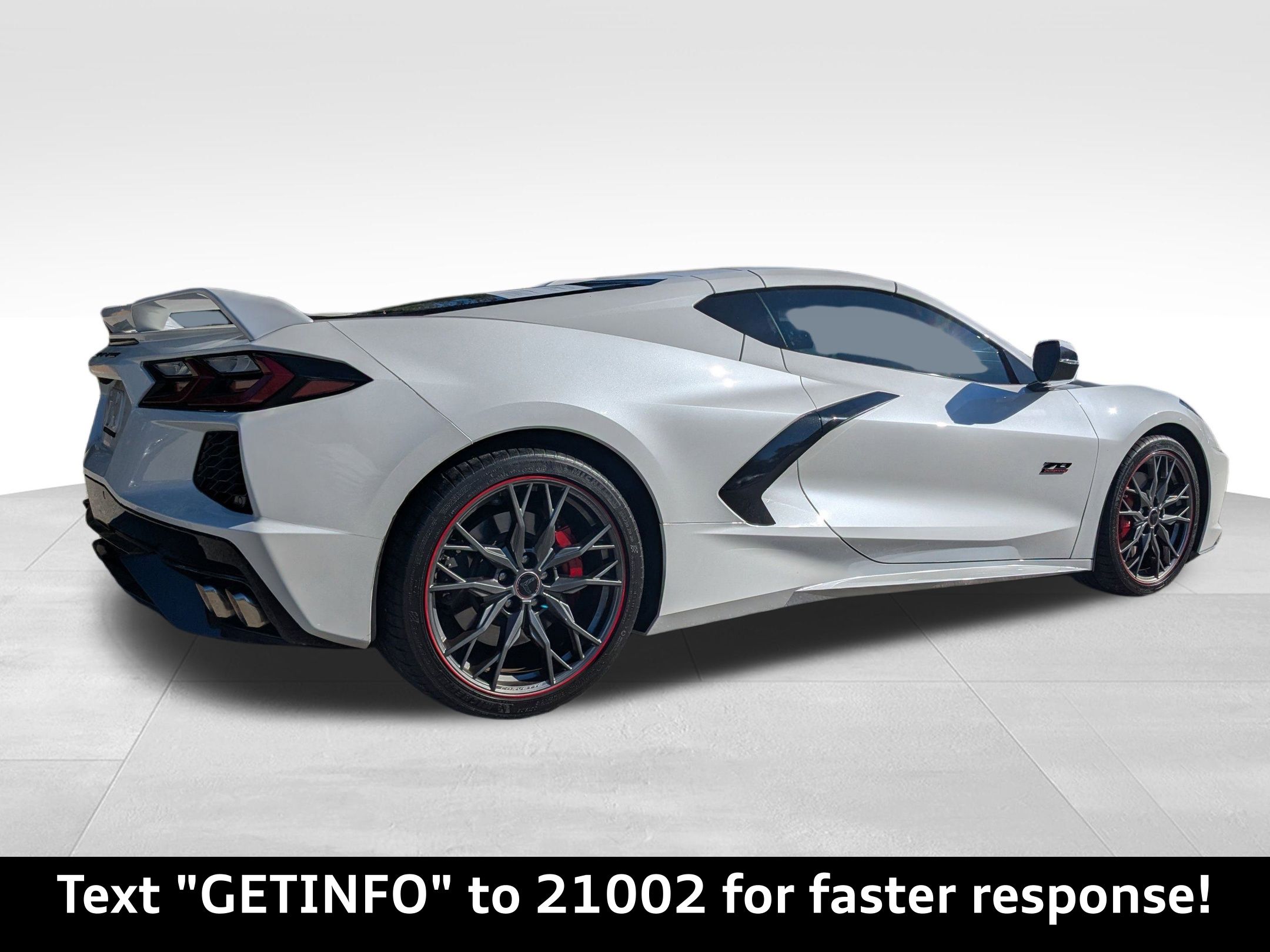 2023 Chevrolet Corvette Stingray Coupe 3LT photo 3