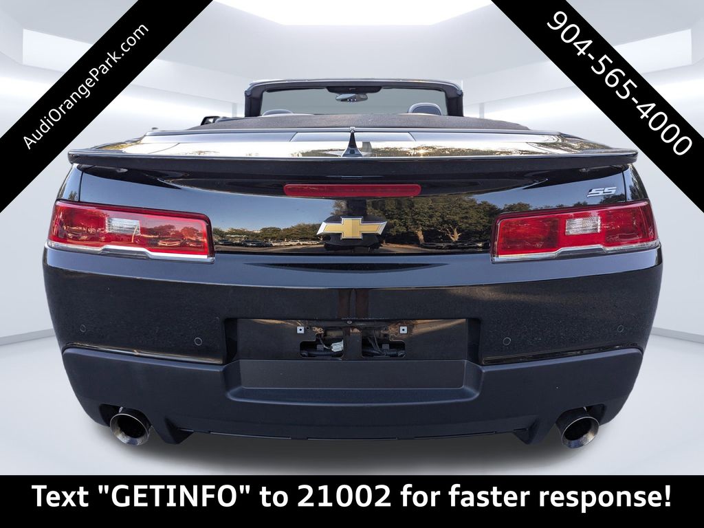 2015 Chevrolet Camaro SS photo 2