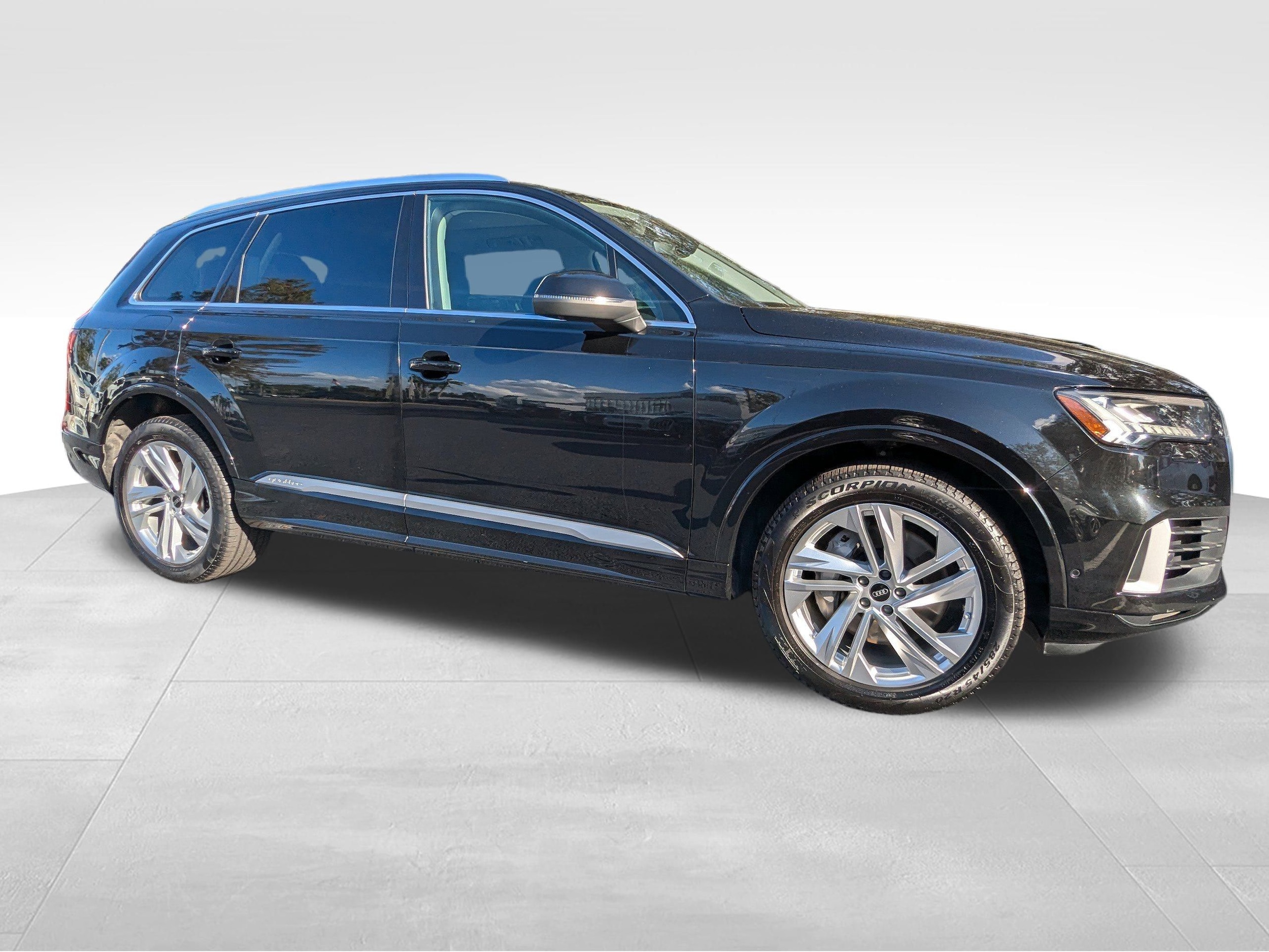 2023 Audi Q7 55 Premium Plus SUV