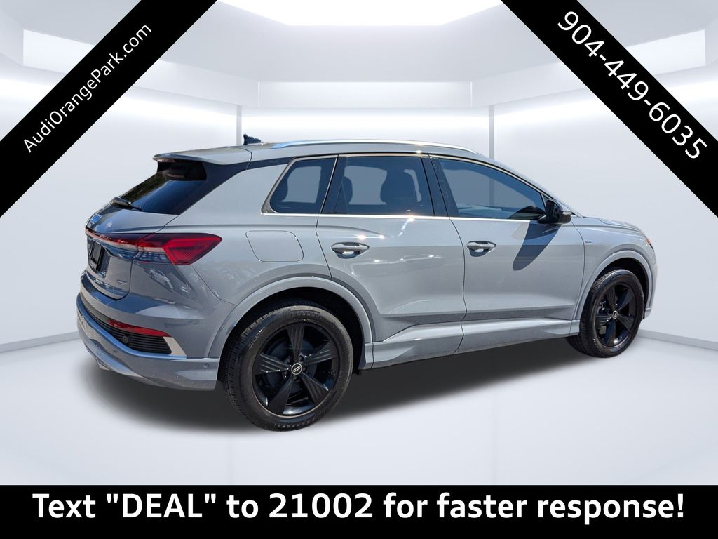 2023 Audi Q4 50 E-tron Prestige photo 3