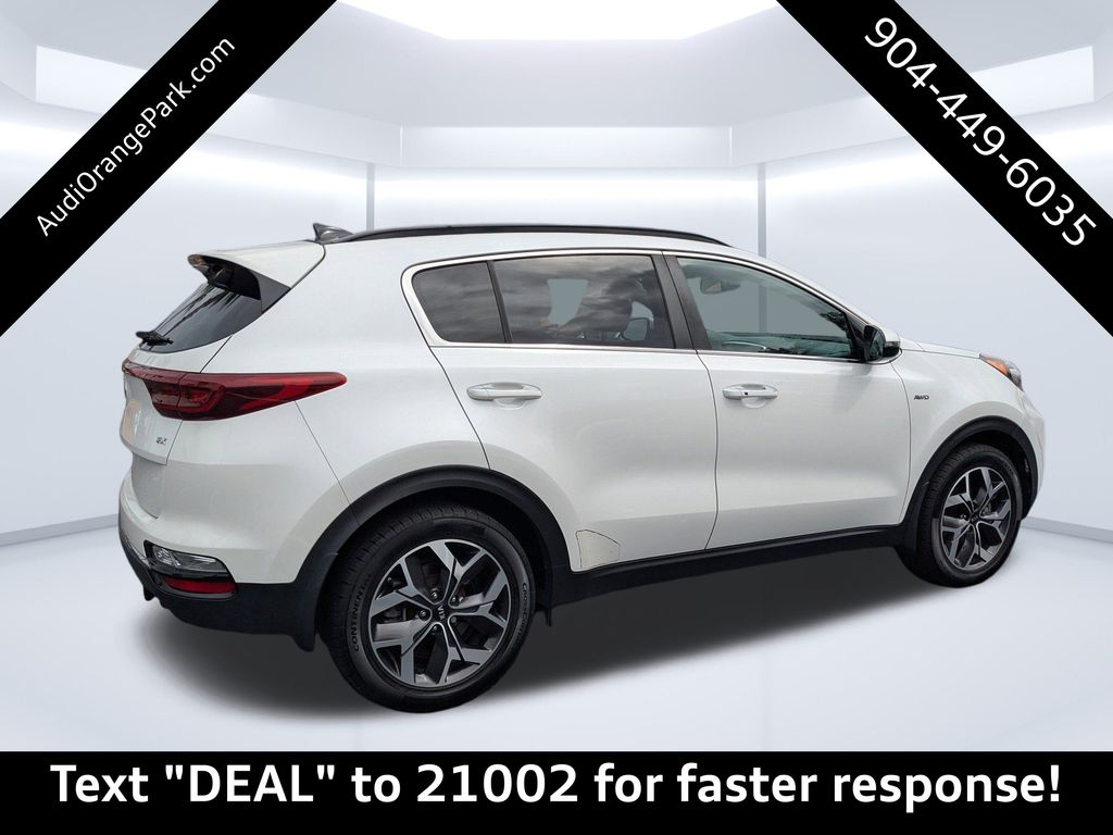 2020 Kia Sportage EX photo 3